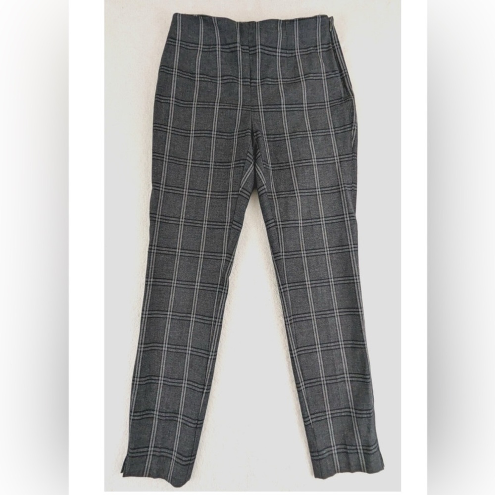 White House Black Market The Skinny Ankle Pant grey/ack plaid